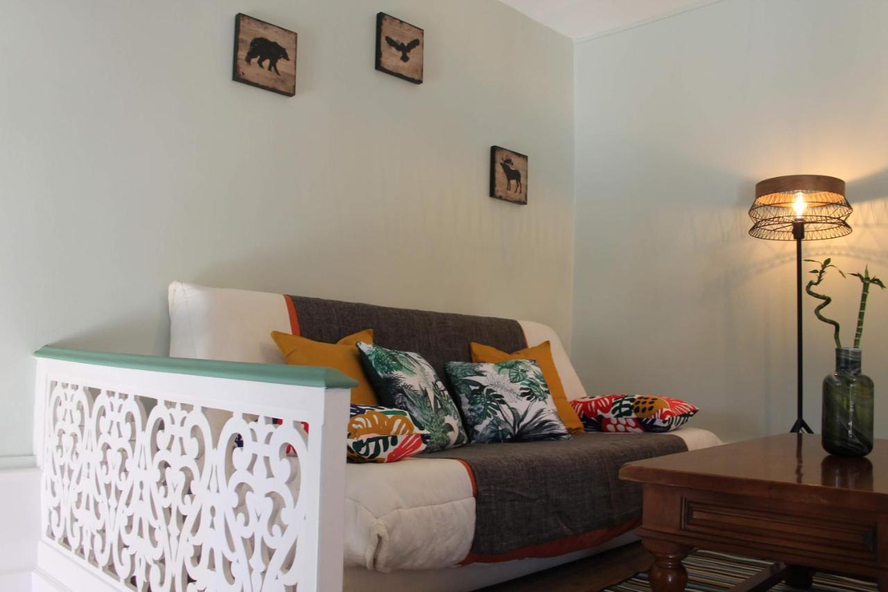 Le Manoir De Cocelle Bed & Breakfast Paris-l'Hopital ภายนอก รูปภาพ