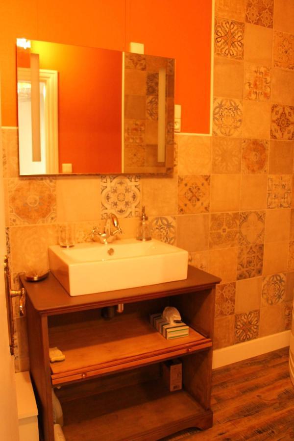 Le Manoir De Cocelle Bed & Breakfast Paris-l'Hopital ภายนอก รูปภาพ